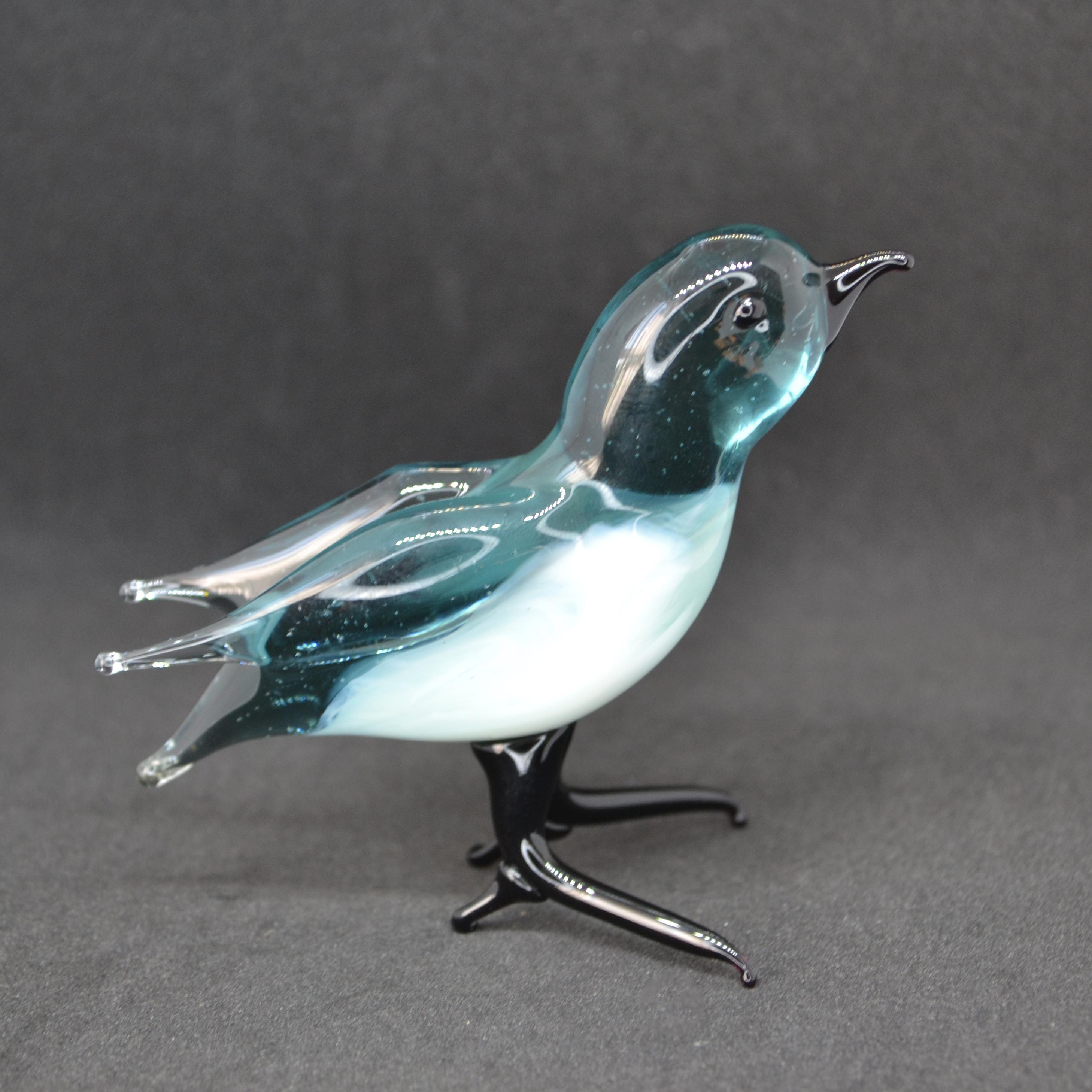 手作りの青いガラスの鳥の置物：ミニチュアペーパーウェイト像 - Etsy 日本