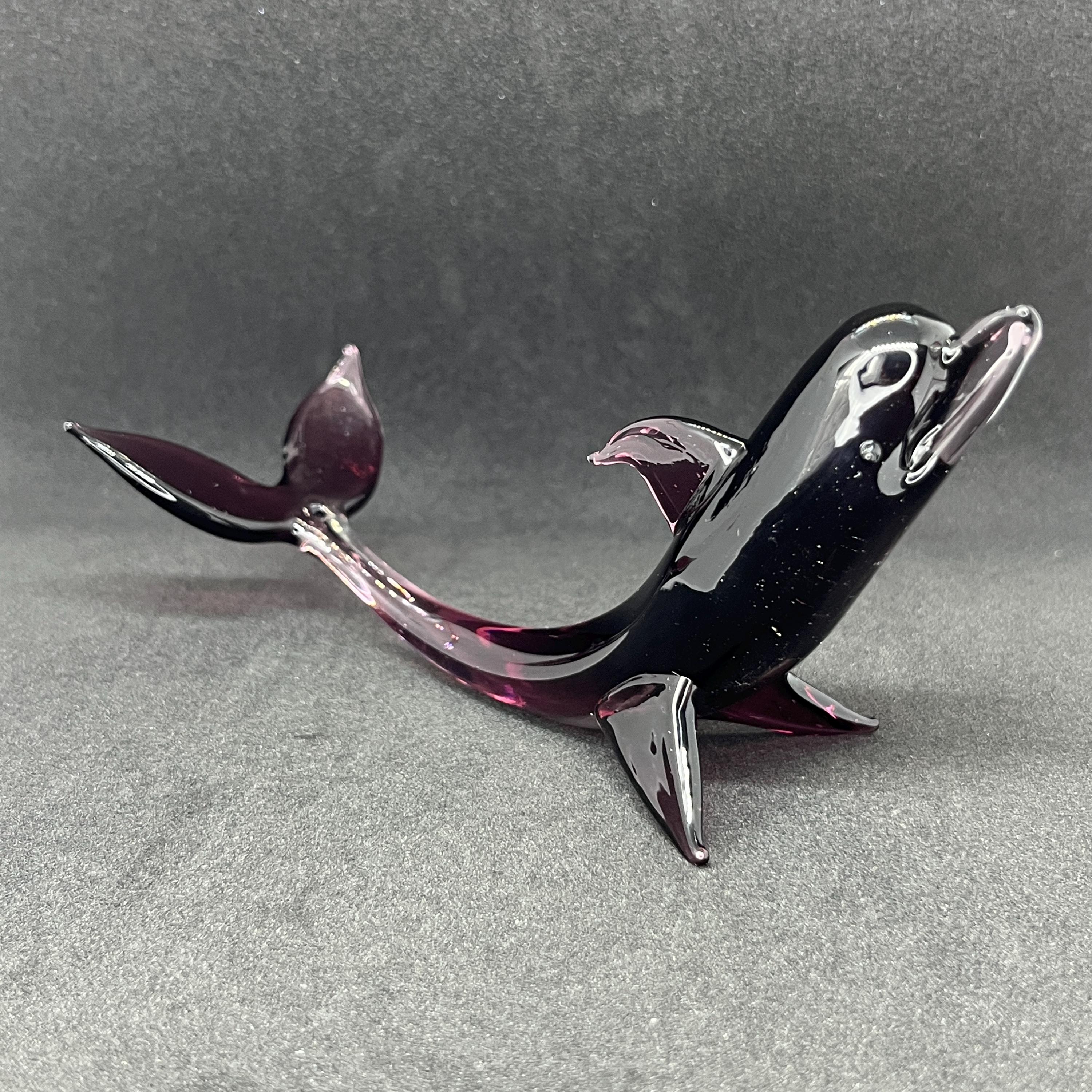 紫色のガラス製イルカ置物 紫色のガラスのイルカの置物：吹きガラス彫刻、海の装飾 - Etsy 日本