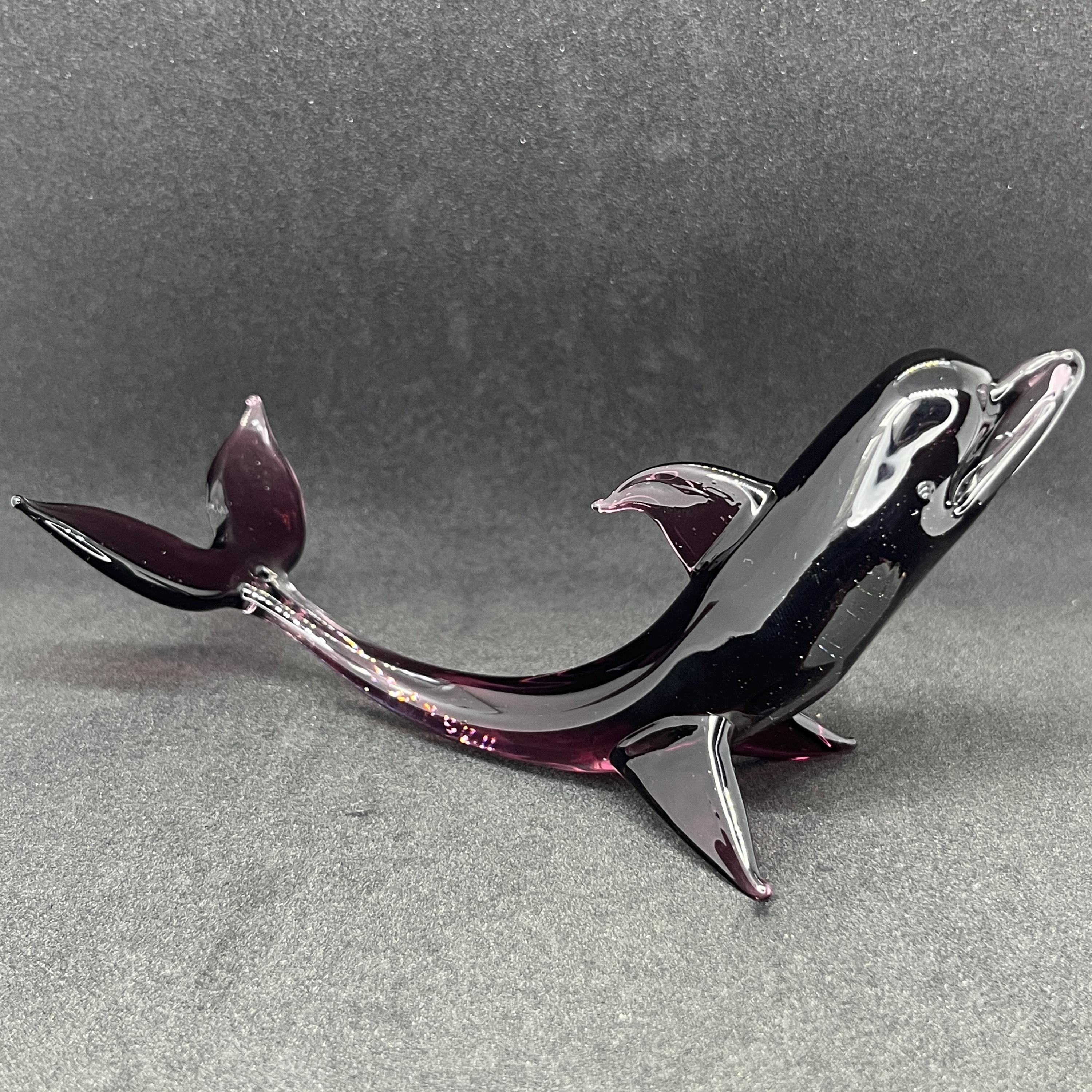 紫色のガラス製イルカ置物 紫色のガラスのイルカの置物：吹きガラス彫刻、海の装飾 - Etsy 日本