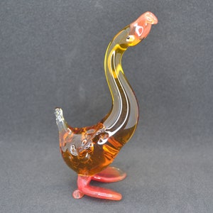 Handcrafted glass goose sculpture - Goose collectible - Glass goose figurine - Elegant bird decor - Decorative goose - Gift for bird lover