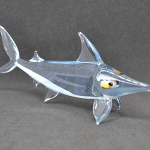 Figura de pez de vidrio soplado: decoración de estantería, regalo coleccionable