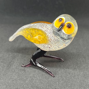 Clear Glass Owl Figurine – Handmade Blown Glass Owl Ornament – Unique Owl Statue – Owl Lover Gift – Glass Animal Decor for Mom