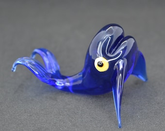 ブルーアートガラスのクジラの置物 - Etsy 日本