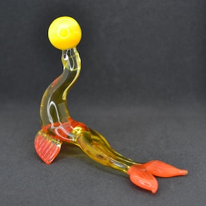 Murano Glass Walrus Sculpture - Gift ideas for Mom - Glass Walrus Figurine - Blown Glass Walrus Figures - Decorative Glass Walrus Statue
