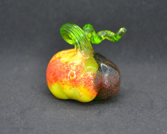 手吹きオレンジガラスかぼちゃ：ハロウィン装飾置物 - Etsy 日本
