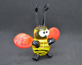Figura de abeja de cristal hecha a mano: alas rojas, adorno coleccionable
