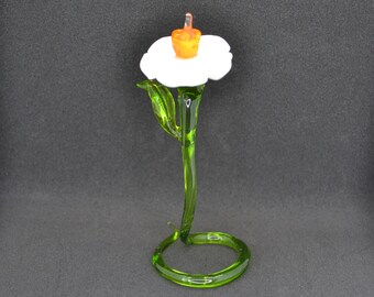 Blown Glass Daisy Figurine: Floral Home Decor (5 inches)