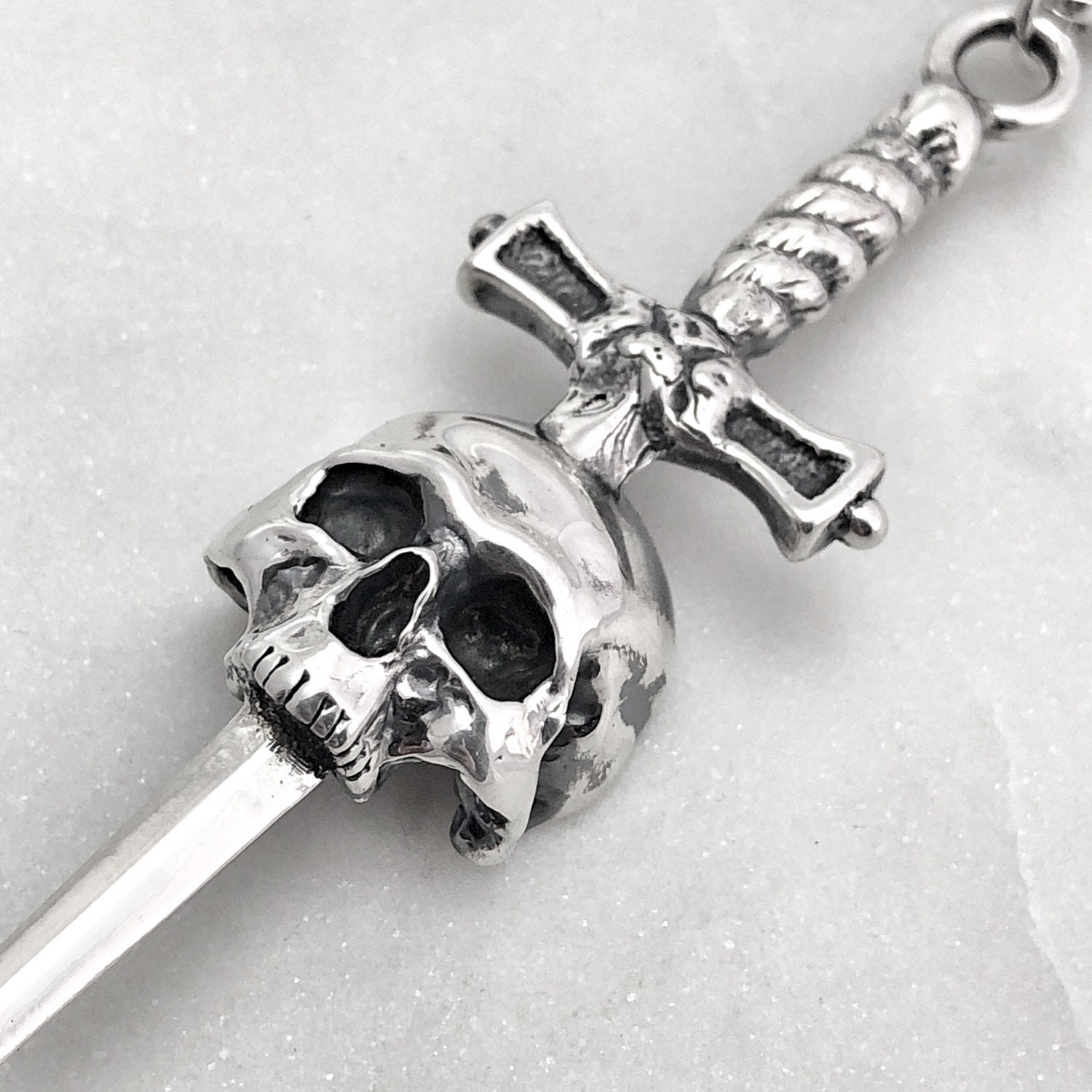 ネックレス・チョーカー BLENDOFF Knightly Dagger Necklace Silver 925 Amazon.com: Sword Pendant Sterling Silver 925 Dagger