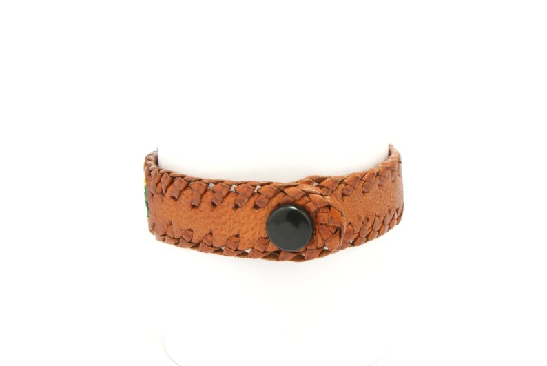 Lederarmband mit Flechteinsatz, geflochten, Wickelarmband, Handgelenkband, Leather Bracelet aus Seide, 20.5 cm Bild 3