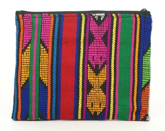 Embroidered handbag, tobacco bag, huipil bag, makeup bag, Guatemala textiles, clutch bag, purses, pouch, small bag