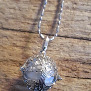 Angel Caller Pendant Tree of Life Large Locket image 3