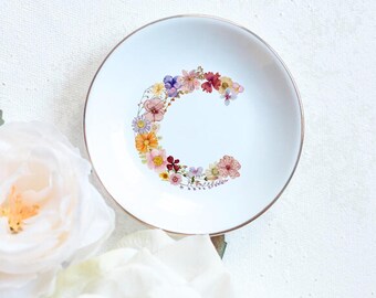 Personalized Ring Dish, Floral Initial, Custom Jewelry Dish, Birth, Bride Ring Dish, Wedding Ring Dish, Engaged Gift, Bridesmaid, Trinket