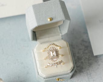 3 slot ring box, 3 slot velvet ring box, 3 slot wedding ring box, 3 slot ring box linen, three slot ring box, triple slot ring holder