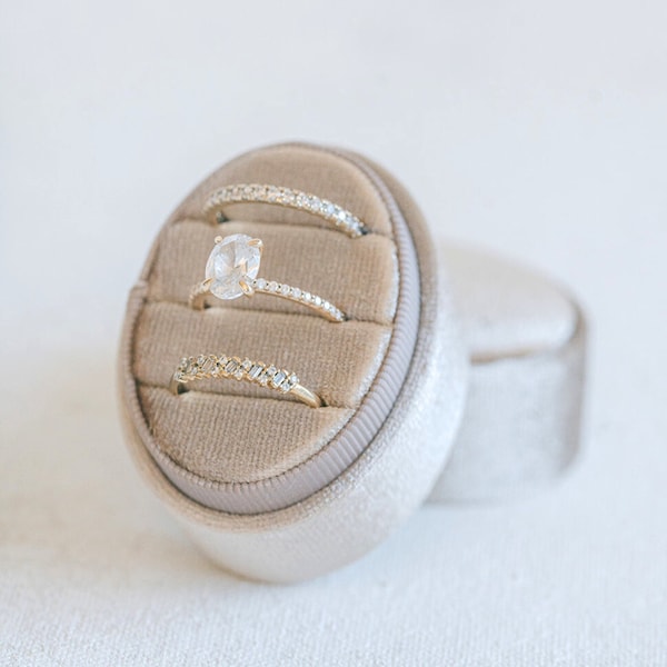 Triple Slot Velvet Ring Box | 3 slot Custom Wedding Ring Box | Engagement Ring Box | Triple Slot | Modern Ring Box | Custom Ring Box Oval
