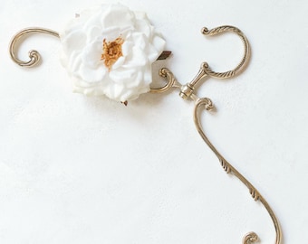 Bridal Hanger, Wedding Dress Hanger Gold Vintage Style Swivel Neck, Antique Wedding Gown Hanger, Vintage Bridal Dress Hanger, Gold Brass