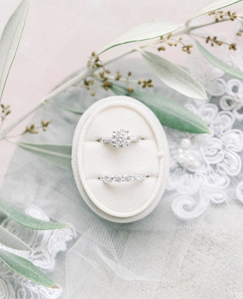 vintage velvet ring box