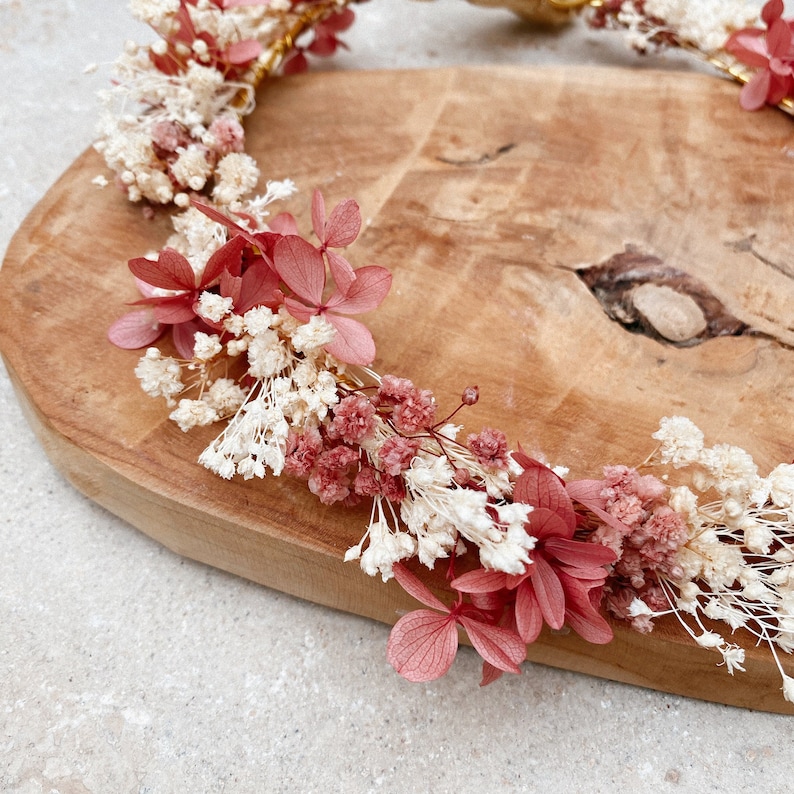Couronne de mariée Mia fleurs stabilisées vieux rose