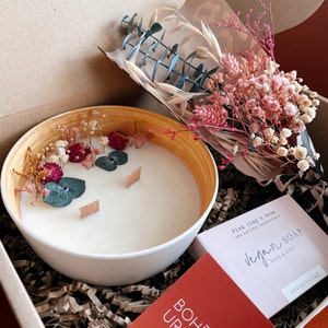 Box à offrir Bougie naturelle, savon Végan & bouquet stabilisé Cire de soja Fleurs séchées Boîte cadeau image 1