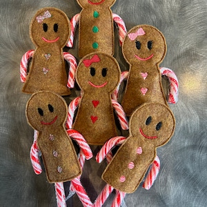 Gingerbread Candy Cane Holder you choose boy or girl plus pick your button colors! Fun favor for classroom or church parties!