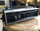 Vintage Panasonic Flip Clock Radio - Model 6002 - Restored