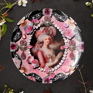 MARIE ANTOINETTE CERAMIC WALL PLATE