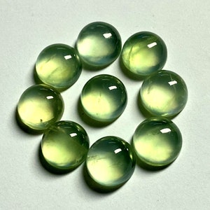 Natürlicher Prehnit Cabochon, 9 Stück viele Feine, die polierte Unterseite flach machen, erstaunliche Prehnit kalibriert 9MM runder loser Stein für die Schmuckherstellung