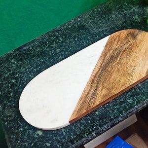 Cheese Board Marble & Wood Serving Board Bold Design Charcuterie Meal Prep Housewarming Gift At Home Chef Gifts for Him 11inch Oval