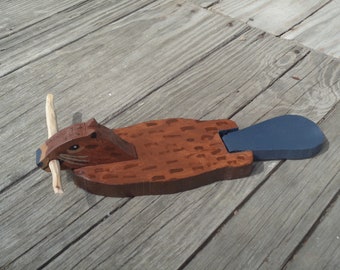 Wooden Beaver Water Toy With Moveable Tail