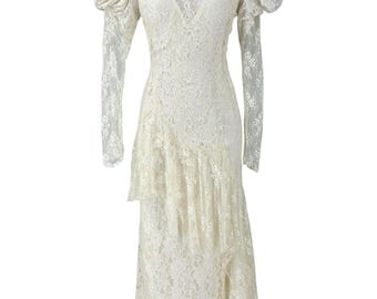 Vestido de novia vintage de Susan Lane, estilo rústico y renacentista victoriano.