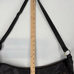 Free People West Side Studded Sling Black Leather Hobo Bag Purse Bohemian Bikercore Bild 12