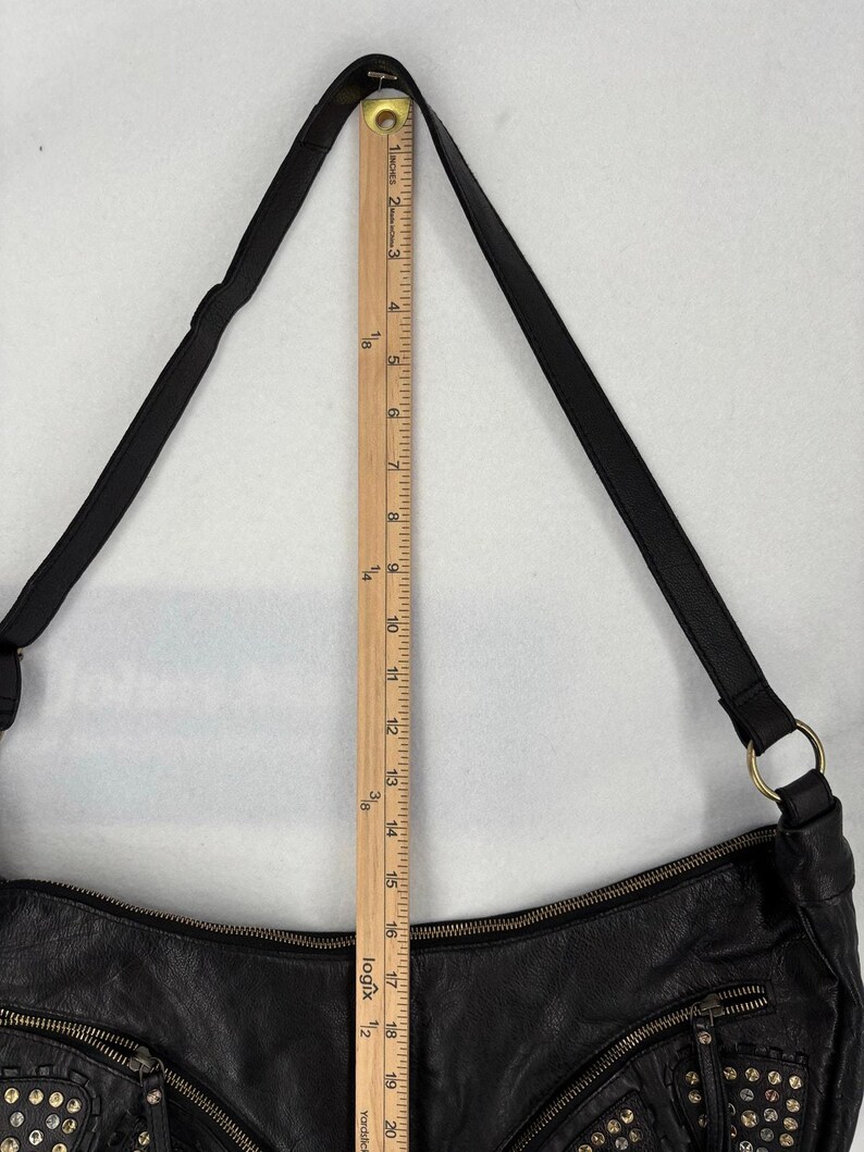 Free People West Side Studded Sling Black Leather Hobo Bag Purse Bohemian Bikercore Bild 12