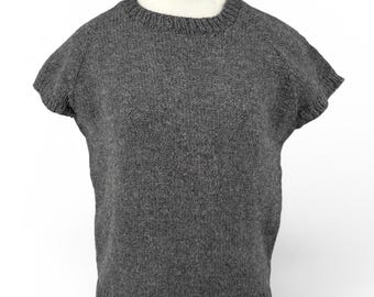 Vintage Hand Knit Sweater Minimalist Short Sleeve Gray Academia Collegiate