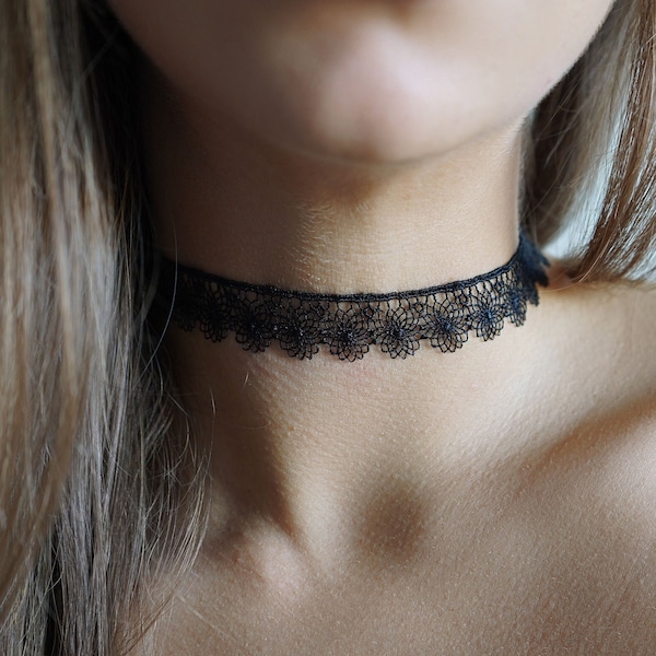 Mandala Lace Choker