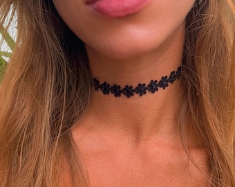 Black Flower Choker