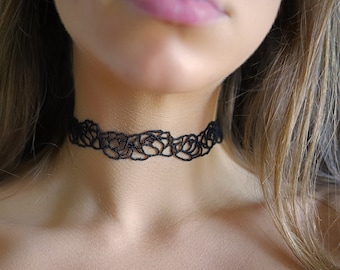 Black Rose Cutout Lace Choker