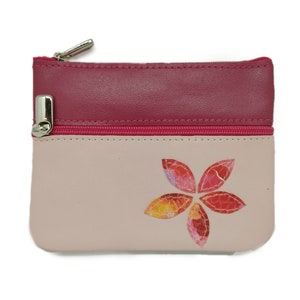 Leather wallet with zipper closure (2) for cards/coins/bills, Inner lining, fuchsia/pink tone. Floral. Leather zip wallet.