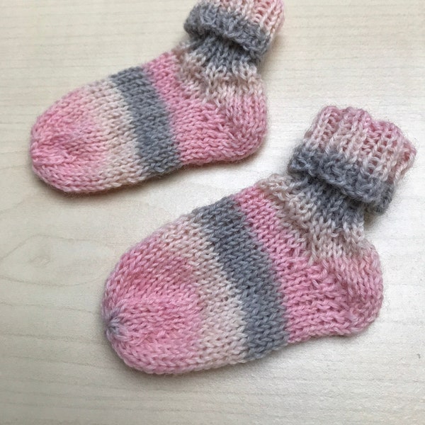 Gr.15 0-6 Monate Baby-Socken handgestrickt handmade