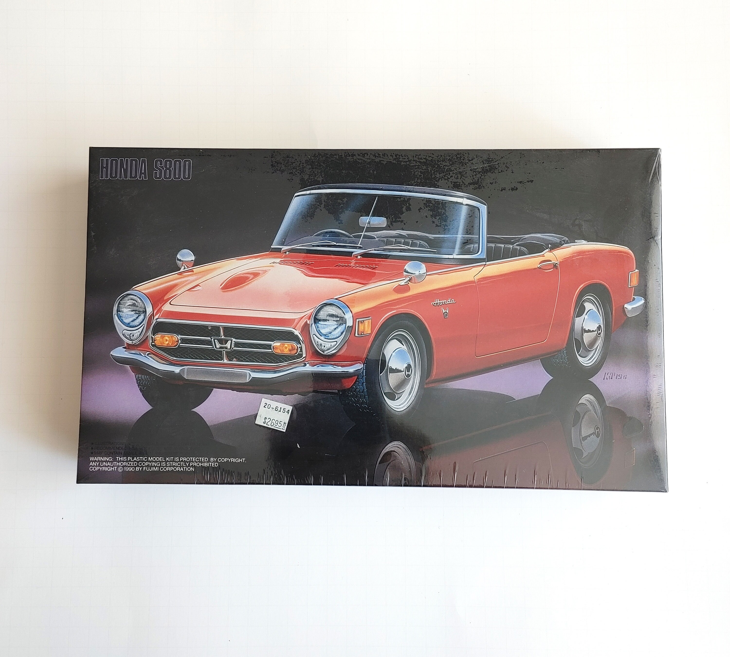 The 1966 HONDA S800 プラモデル AUTOart 1:18 Scale Honda S800 Roadster 1966, Red. ezToys