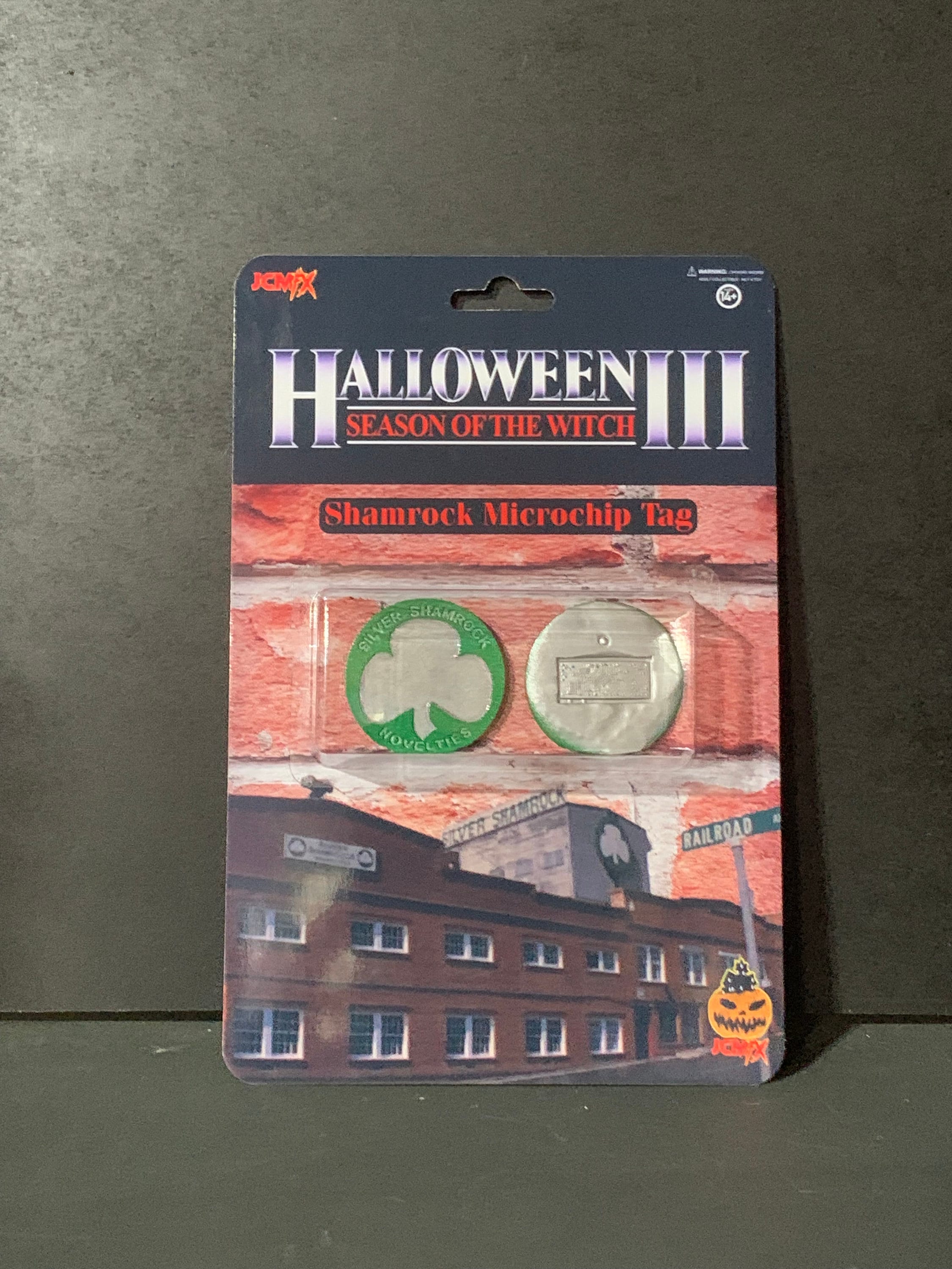 chip and deal ハロウィンフィギュア candy-corn-jacob-and-drdeath-figure-2-pack – Trick Or Treat Studios