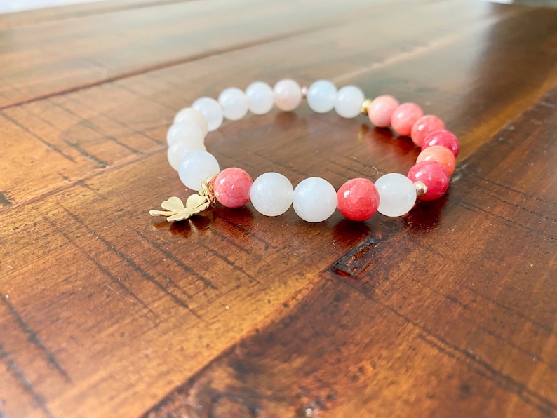 Dyes Quartz Bracelet Gold plated Four-leaf Clover Charm Healing Stone Bracelet Valentine/'s Day Gift Opal Peach Stretch Bracelet