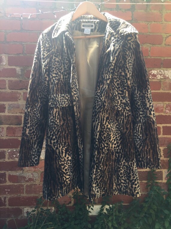 Incredible Velvet Leopard Print Jacket