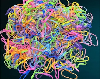 200pcs 30mm Elastic Hair Bands Colourful Rubber Ring Disposable Elastic Hair Bands Ponytail Holder Rubber Band Scrunchies Mini Rubber Bands