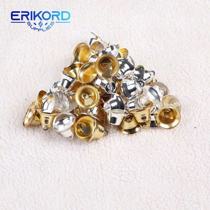 1cm 2cm 10 / 100 Stück Kleine Glocken für Handwerk Mini Jingle Bells Gold Silber Haustier Hängende Metallglocke Hochzeit Weihnachtsdekoration Zubehör Bild 1