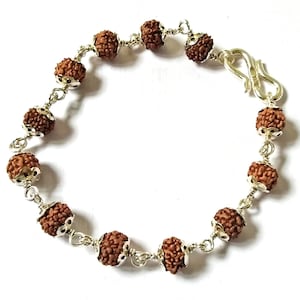 5 mukhi rudraksha bracelet in pure silver cap to get blessing from lord shiva