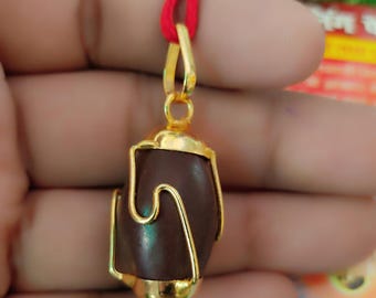 Ciondolo Narmada Shivling Ciondolo in pietra con medaglione Narmadeshwar Shiv Lingam di grandi dimensioni