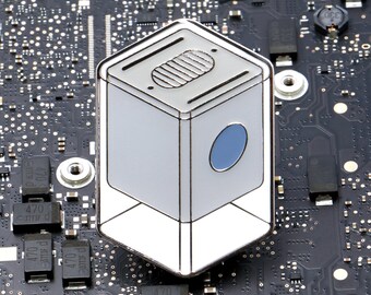 Power Mac G4 Cube Pin