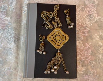 Miriam Haskell Vintage Gold Tassel Necklace and Earrings Pearl, Boho, Signed Costume Jewelry, Vintage Jewelry, Unique, Set, Statement