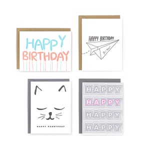Ensemble de cartes d’anniversaire 4 typographie