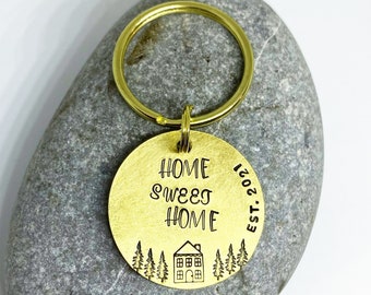 HOME SWEET HOME Personalised house keys keychain. Housewarming, moving gift. Custom hand stamped new house keys. Brass