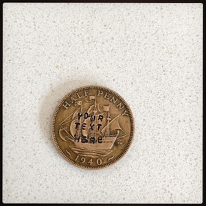 Media moneda de cambio vintage personalizada. Moneda estampada a mano personalizada, amuleto de la suerte. Ficha de bolsillo. Aniversario, regalo de cumpleaños. Talismán